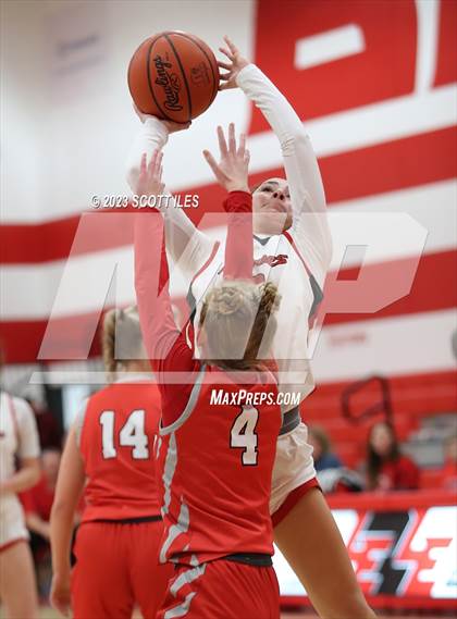 Thumbnail 1 in Piketon @ Logan Elm photogallery.