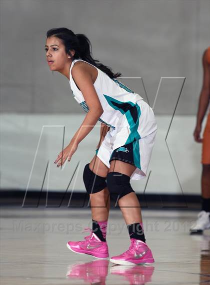 Thumbnail 1 in Pasadena Memorial vs. Dobie (McDonald's Texas Invitational) photogallery.