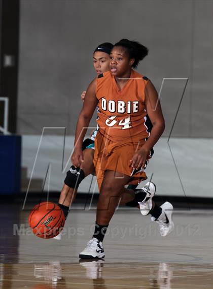 Thumbnail 2 in Pasadena Memorial vs. Dobie (McDonald's Texas Invitational) photogallery.
