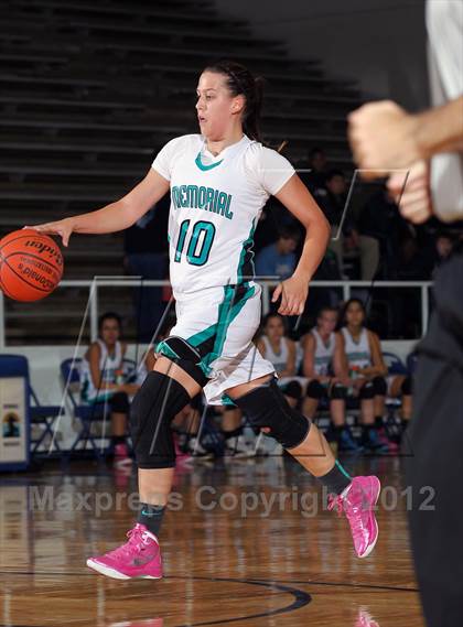Thumbnail 1 in Pasadena Memorial vs. Dobie (McDonald's Texas Invitational) photogallery.