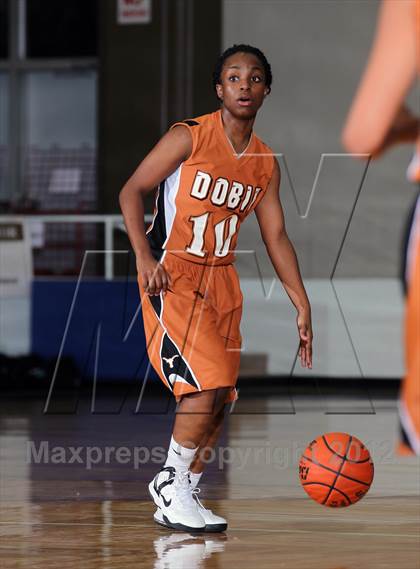 Thumbnail 2 in Pasadena Memorial vs. Dobie (McDonald's Texas Invitational) photogallery.