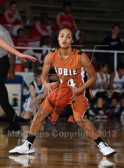 Thumbnail 3 in Pasadena Memorial vs. Dobie (McDonald's Texas Invitational) photogallery.