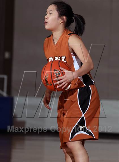 Thumbnail 2 in Pasadena Memorial vs. Dobie (McDonald's Texas Invitational) photogallery.