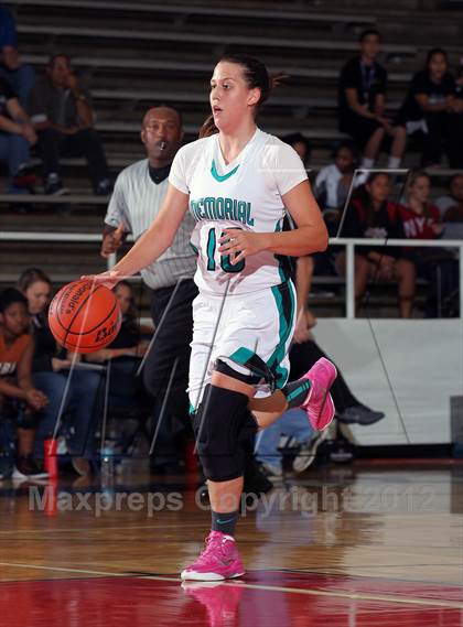 Thumbnail 3 in Pasadena Memorial vs. Dobie (McDonald's Texas Invitational) photogallery.