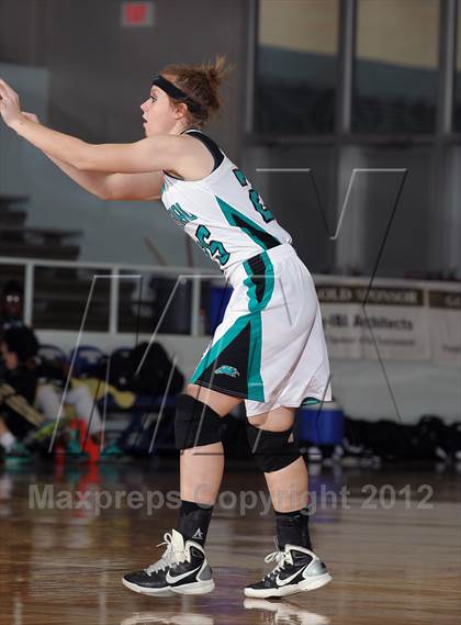 Thumbnail 3 in Pasadena Memorial vs. Dobie (McDonald's Texas Invitational) photogallery.