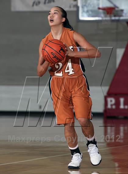 Thumbnail 1 in Pasadena Memorial vs. Dobie (McDonald's Texas Invitational) photogallery.