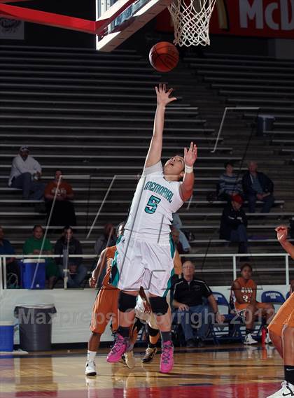 Thumbnail 3 in Pasadena Memorial vs. Dobie (McDonald's Texas Invitational) photogallery.