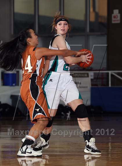 Thumbnail 1 in Pasadena Memorial vs. Dobie (McDonald's Texas Invitational) photogallery.