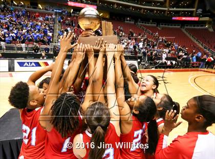 Thumbnail 2 in South Mountain (AIA D3 Final Award Photos) photogallery.
