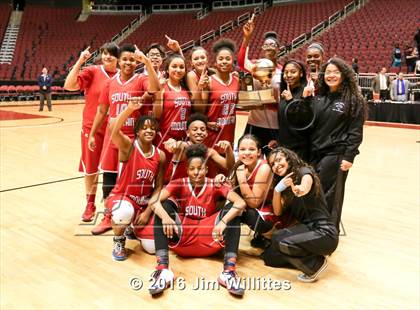 Thumbnail 3 in South Mountain (AIA D3 Final Award Photos) photogallery.