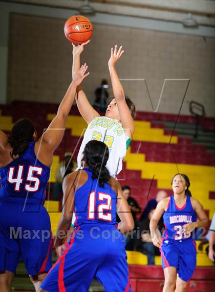 Thumbnail 2 in Desoto vs Duncanville (McDonald's Texas Invitational) photogallery.
