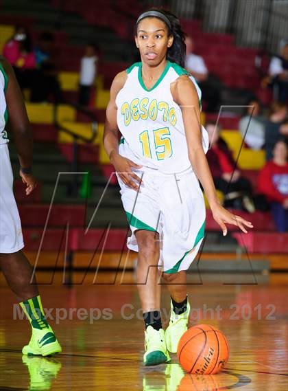 Thumbnail 1 in Desoto vs Duncanville (McDonald's Texas Invitational) photogallery.