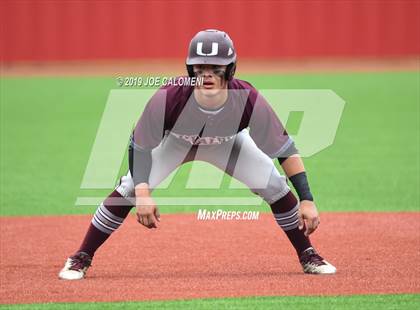 Thumbnail 1 in Alamo Heights vs Uvalde (UIL 5A Bi District) photogallery.
