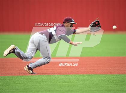 Thumbnail 2 in Alamo Heights vs Uvalde (UIL 5A Bi District) photogallery.