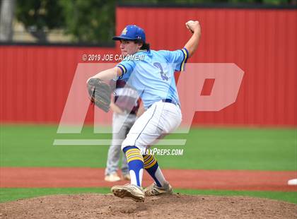 Thumbnail 1 in Alamo Heights vs Uvalde (UIL 5A Bi District) photogallery.