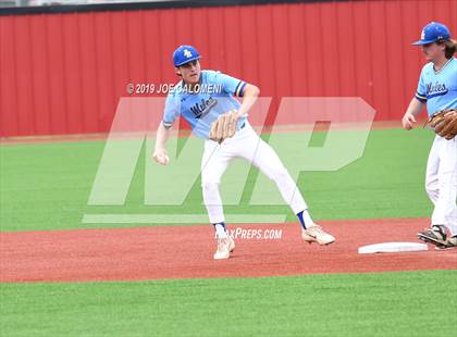 Thumbnail 3 in Alamo Heights vs Uvalde (UIL 5A Bi District) photogallery.