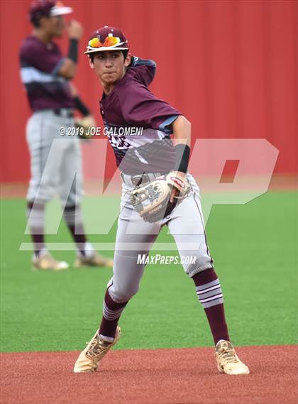 Thumbnail 3 in Alamo Heights vs Uvalde (UIL 5A Bi District) photogallery.