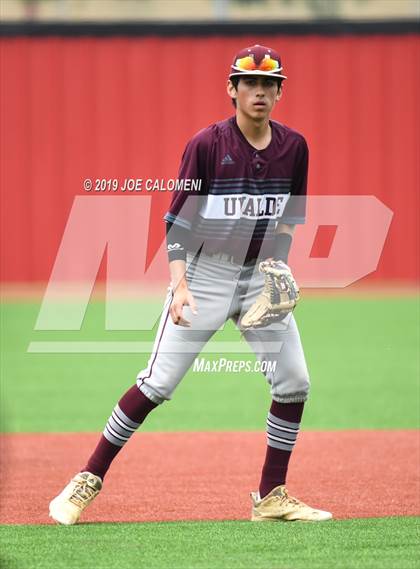 Thumbnail 3 in Alamo Heights vs Uvalde (UIL 5A Bi District) photogallery.
