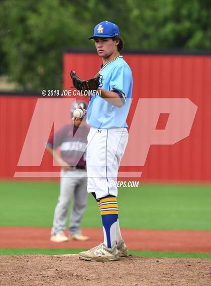 Thumbnail 2 in Alamo Heights vs Uvalde (UIL 5A Bi District) photogallery.