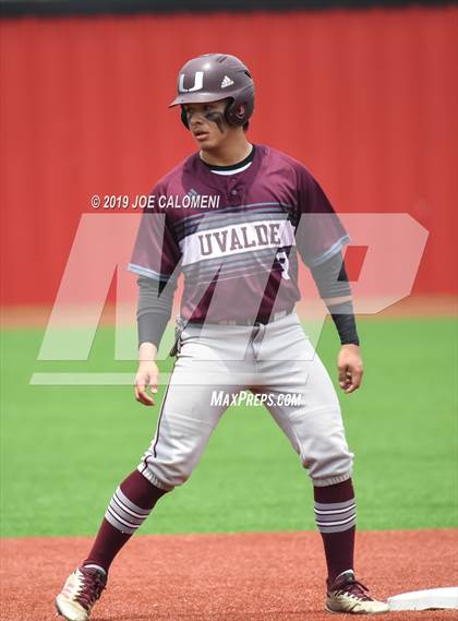 Thumbnail 2 in Alamo Heights vs Uvalde (UIL 5A Bi District) photogallery.