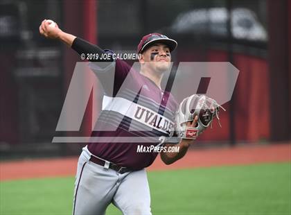 Thumbnail 3 in Alamo Heights vs Uvalde (UIL 5A Bi District) photogallery.