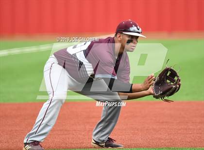 Thumbnail 3 in Alamo Heights vs Uvalde (UIL 5A Bi District) photogallery.