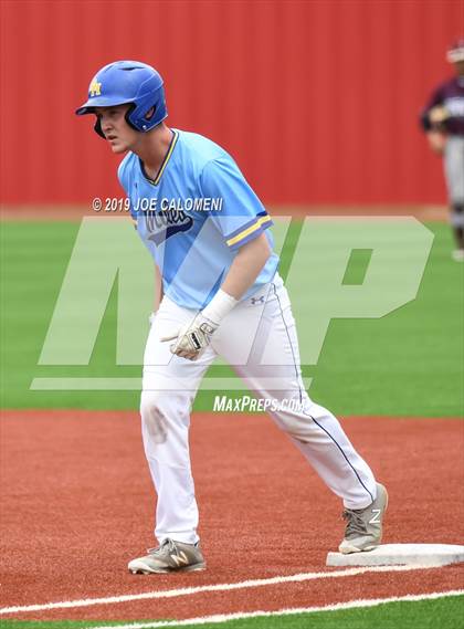 Thumbnail 1 in Alamo Heights vs Uvalde (UIL 5A Bi District) photogallery.
