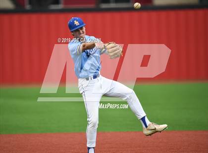 Thumbnail 3 in Alamo Heights vs Uvalde (UIL 5A Bi District) photogallery.