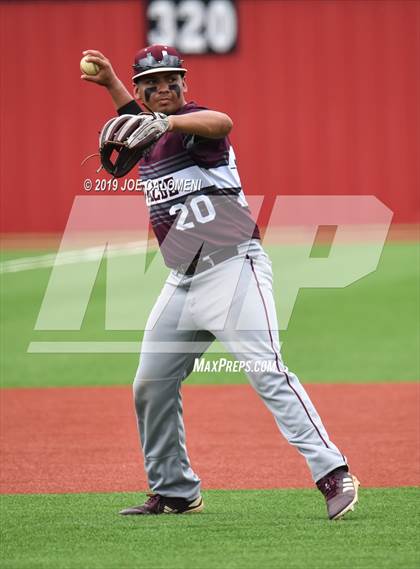 Thumbnail 1 in Alamo Heights vs Uvalde (UIL 5A Bi District) photogallery.