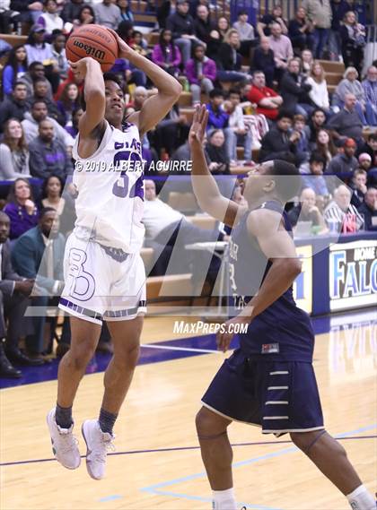 Thumbnail 1 in Decatur Central vs. Ben Davis (IHSAA 4A 3rd Round Playoff) photogallery.