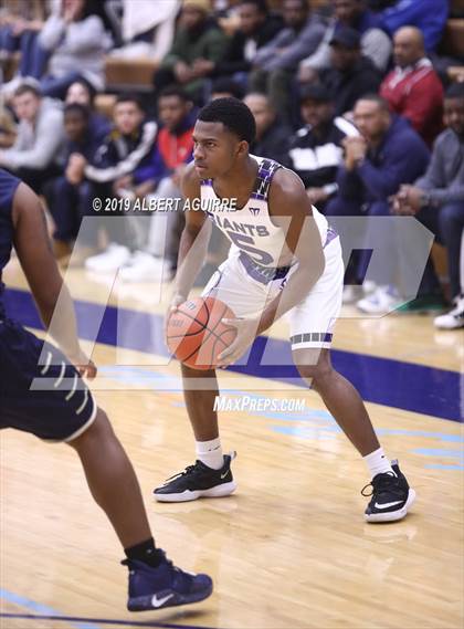 Thumbnail 2 in Decatur Central vs. Ben Davis (IHSAA 4A 3rd Round Playoff) photogallery.