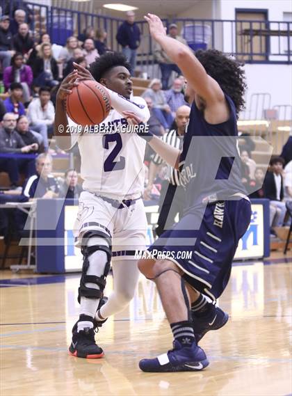 Thumbnail 2 in Decatur Central vs. Ben Davis (IHSAA 4A 3rd Round Playoff) photogallery.