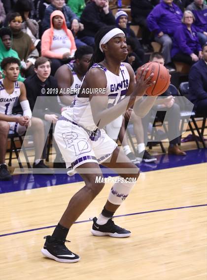 Thumbnail 1 in Decatur Central vs. Ben Davis (IHSAA 4A 3rd Round Playoff) photogallery.