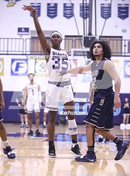 Thumbnail 1 in Decatur Central vs. Ben Davis (IHSAA 4A 3rd Round Playoff) photogallery.