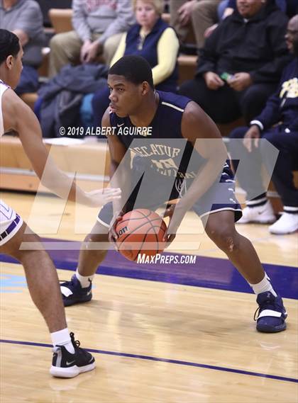 Thumbnail 1 in Decatur Central vs. Ben Davis (IHSAA 4A 3rd Round Playoff) photogallery.