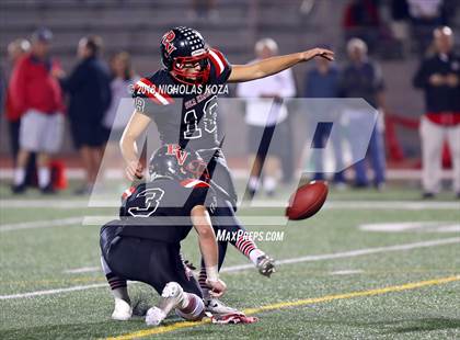 Thumbnail 1 in Harvard-Westlake vs. Palos Verdes (CIF SS Playoffs) photogallery.