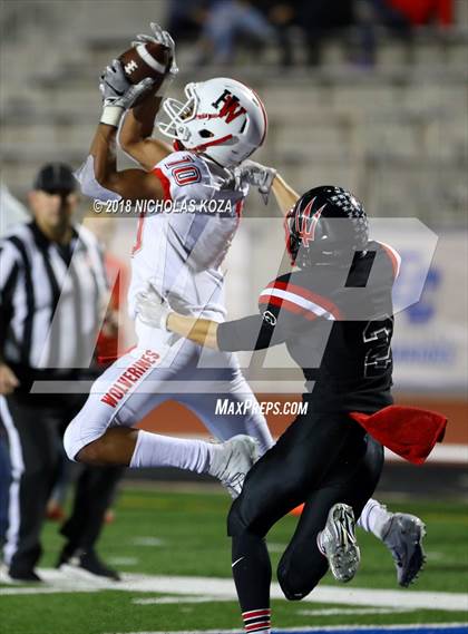 Thumbnail 2 in Harvard-Westlake vs. Palos Verdes (CIF SS Playoffs) photogallery.