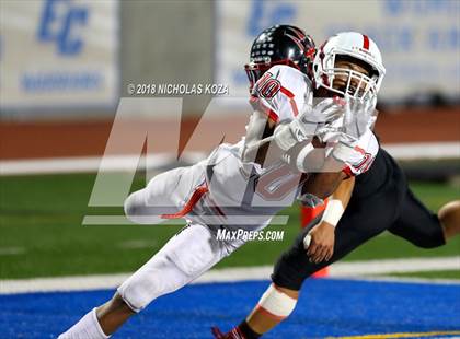 Thumbnail 3 in Harvard-Westlake vs. Palos Verdes (CIF SS Playoffs) photogallery.