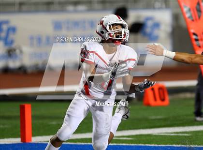 Thumbnail 1 in Harvard-Westlake vs. Palos Verdes (CIF SS Playoffs) photogallery.