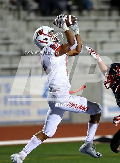 Thumbnail 2 in Harvard-Westlake vs. Palos Verdes (CIF SS Playoffs) photogallery.