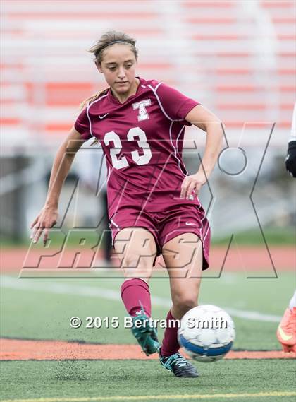 Thumbnail 2 in Wilson vs Tonawanda (Section 6 Class B Final) photogallery.