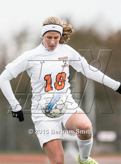 Thumbnail 2 in Wilson vs Tonawanda (Section 6 Class B Final) photogallery.