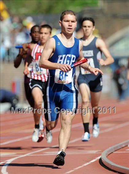 Thumbnail 1 in 117th Penn Relays (Boys Small School 4x800m Event 303) photogallery.