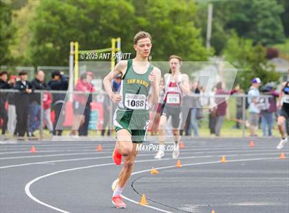 Thumbnail 2 in Bryan Bradley Viking Track Classic (1600m) photogallery.