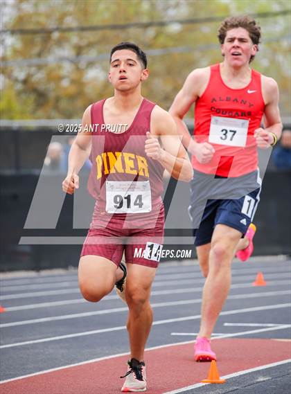 Thumbnail 1 in Bryan Bradley Viking Track Classic (1600m) photogallery.