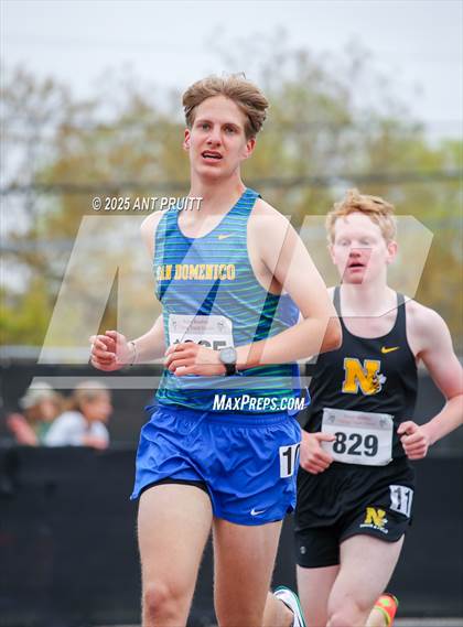 Thumbnail 1 in Bryan Bradley Viking Track Classic (1600m) photogallery.
