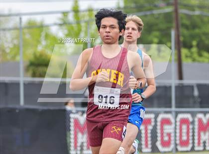 Thumbnail 2 in Bryan Bradley Viking Track Classic (1600m) photogallery.
