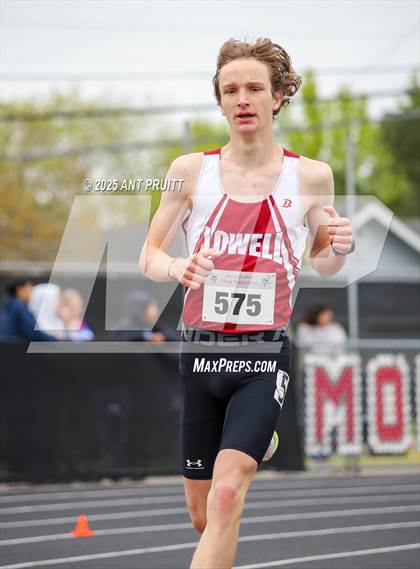 Thumbnail 2 in Bryan Bradley Viking Track Classic (1600m) photogallery.
