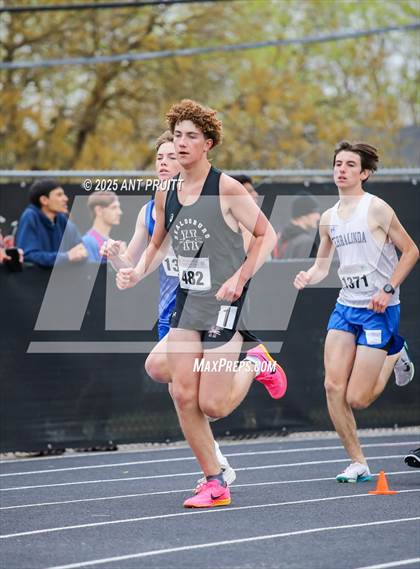 Thumbnail 2 in Bryan Bradley Viking Track Classic (1600m) photogallery.