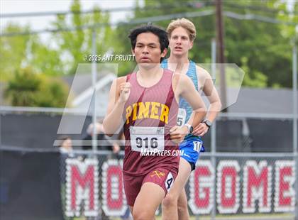 Thumbnail 3 in Bryan Bradley Viking Track Classic (1600m) photogallery.
